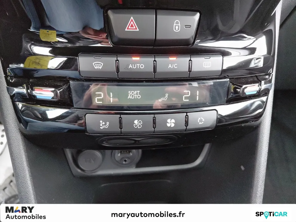 Véhicule occasion 1231867 - peugeot 208 - Photo 12