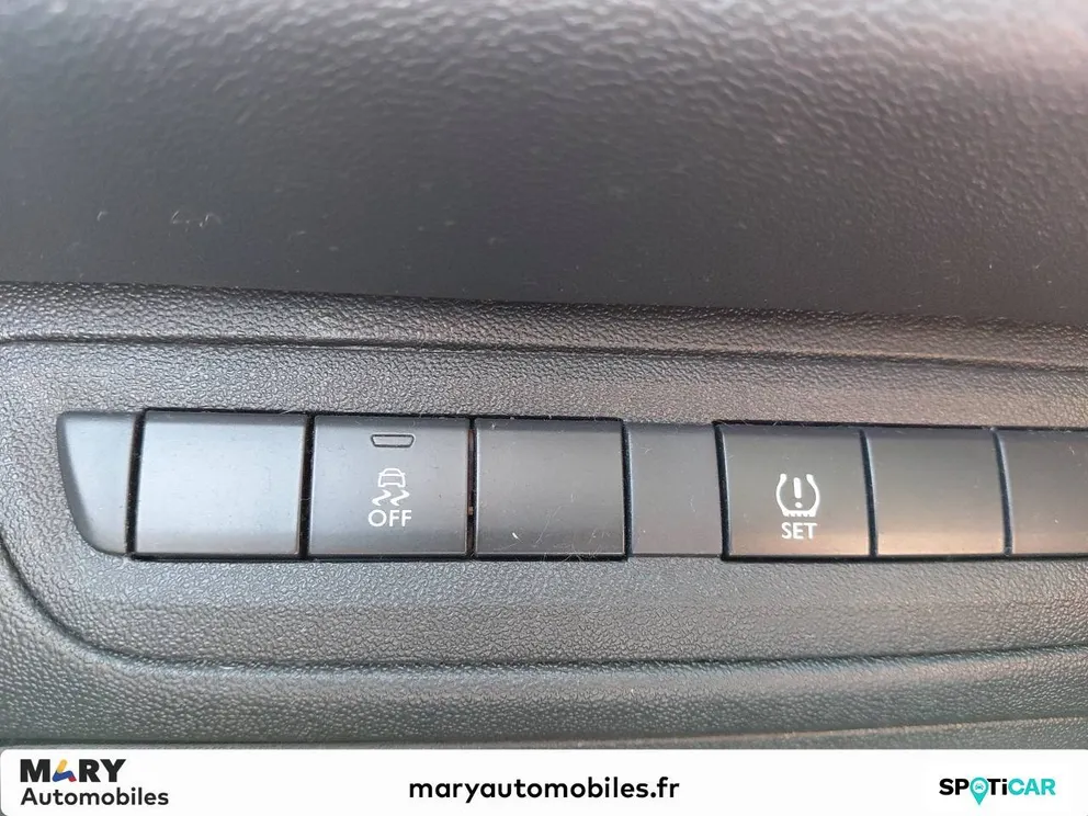 Véhicule occasion 192275 - peugeot 208 - Photo 13