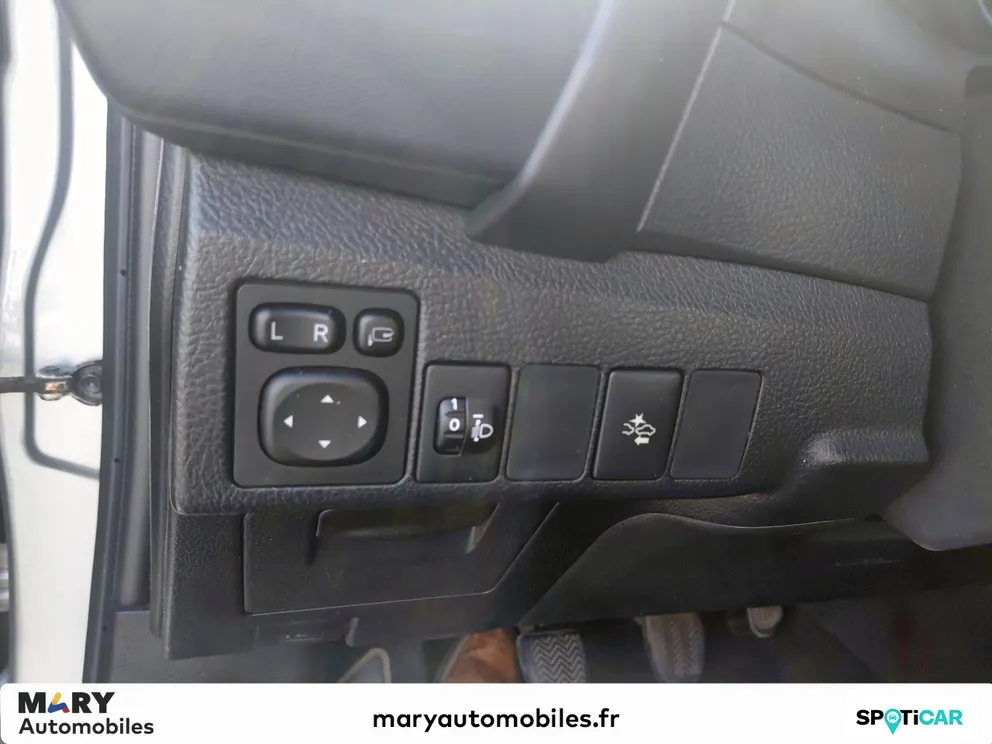 Véhicule occasion 1231970 - toyota AURIS - Photo 12