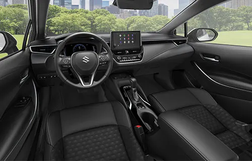 Design intérieur Suzuki Swace Hybrid