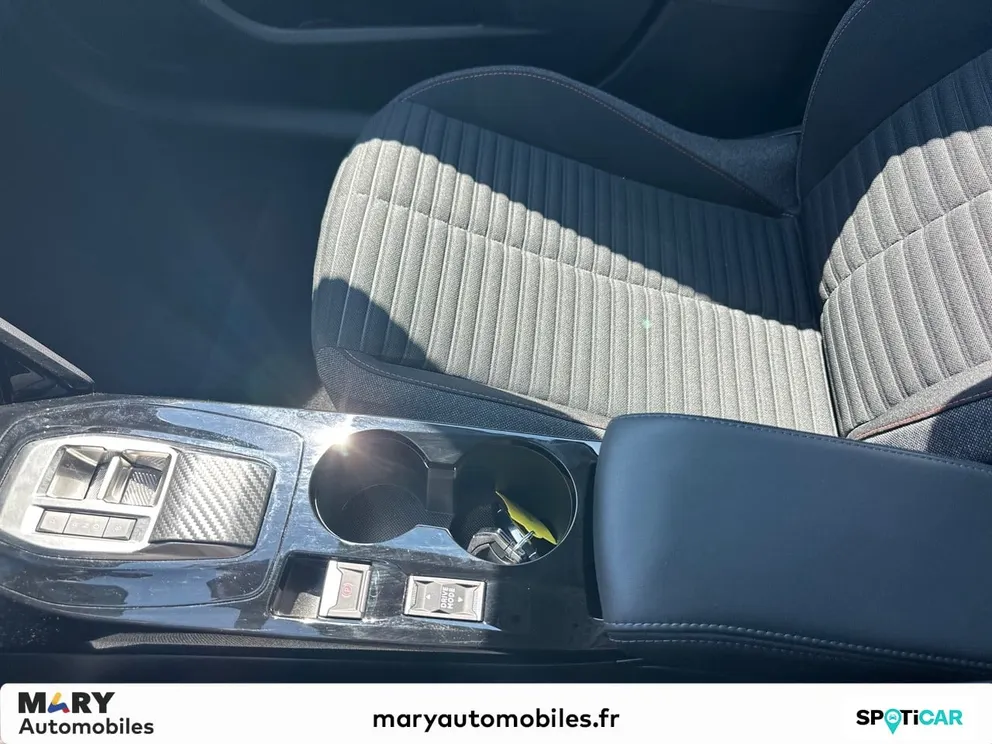 Véhicule occasion 1237557 - peugeot 208 - Photo 22