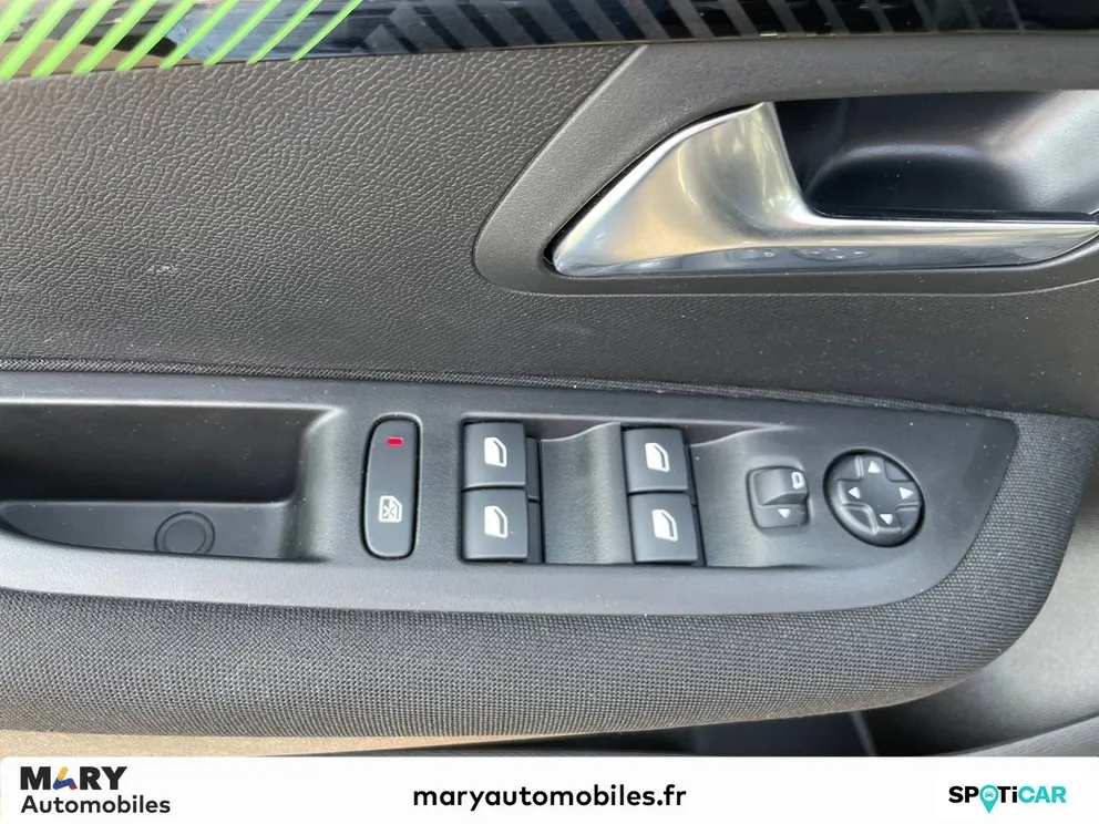 Véhicule occasion 162153 - peugeot 208 - Photo 12