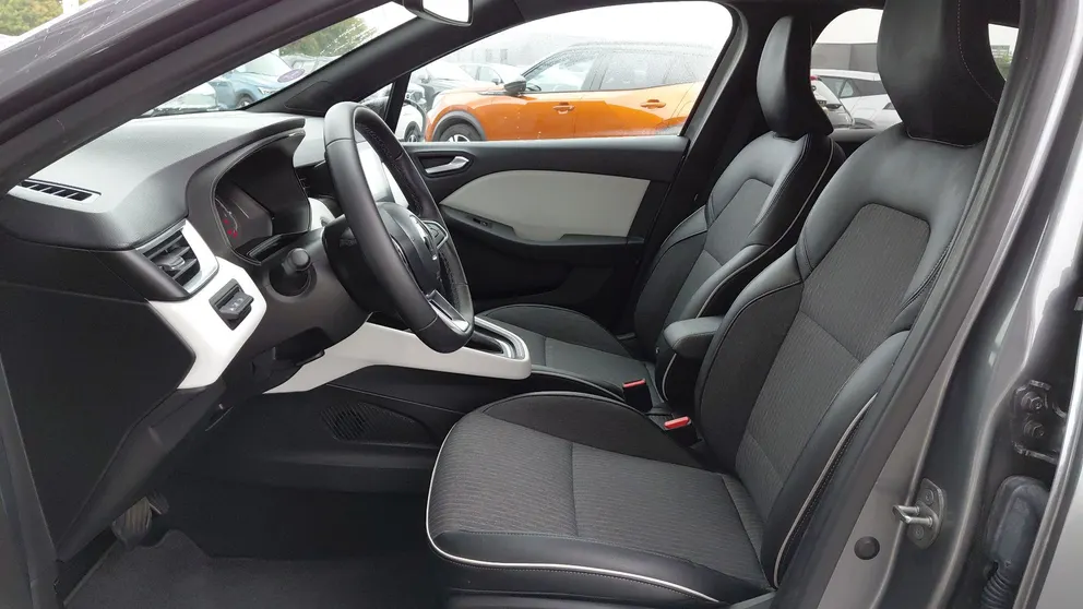Véhicule occasion 1242570 - renault CLIO - Photo 9