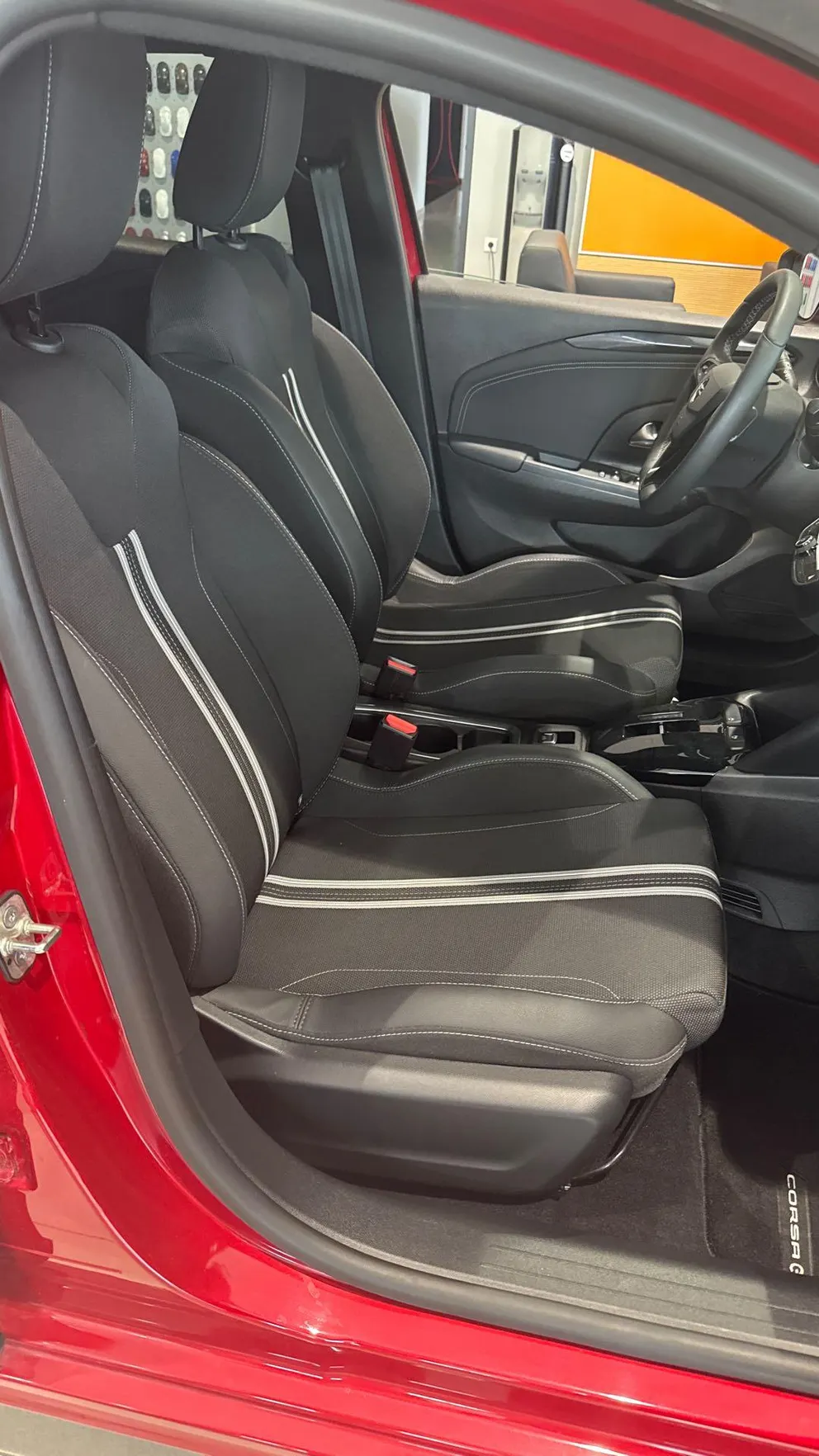 Véhicule occasion 228617 - opel CORSA - Photo 12