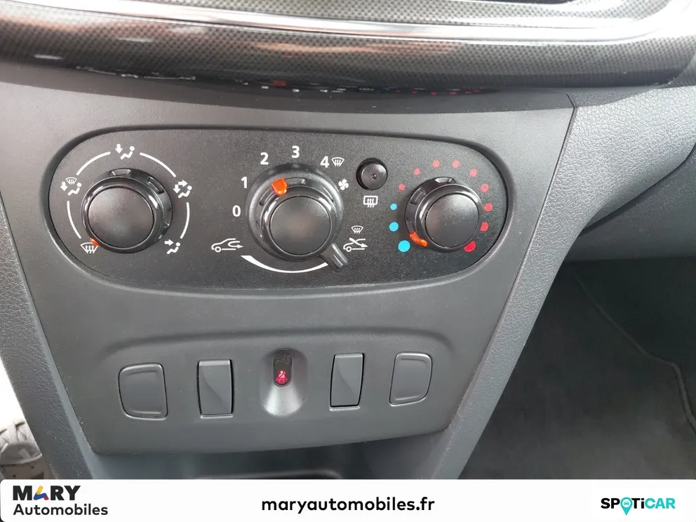Véhicule occasion 1235329 - dacia LOGAN - Photo 9