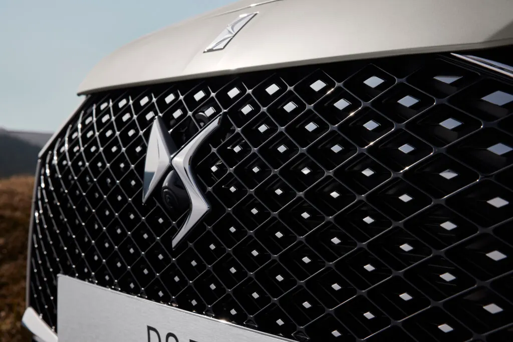 DS 7 design extérieur avant