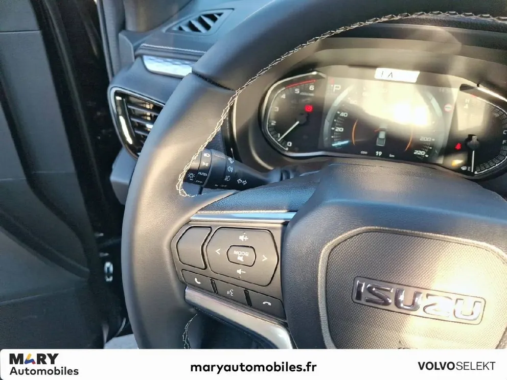 Véhicule occasion 220637 - isuzu D-MAX - Photo 9
