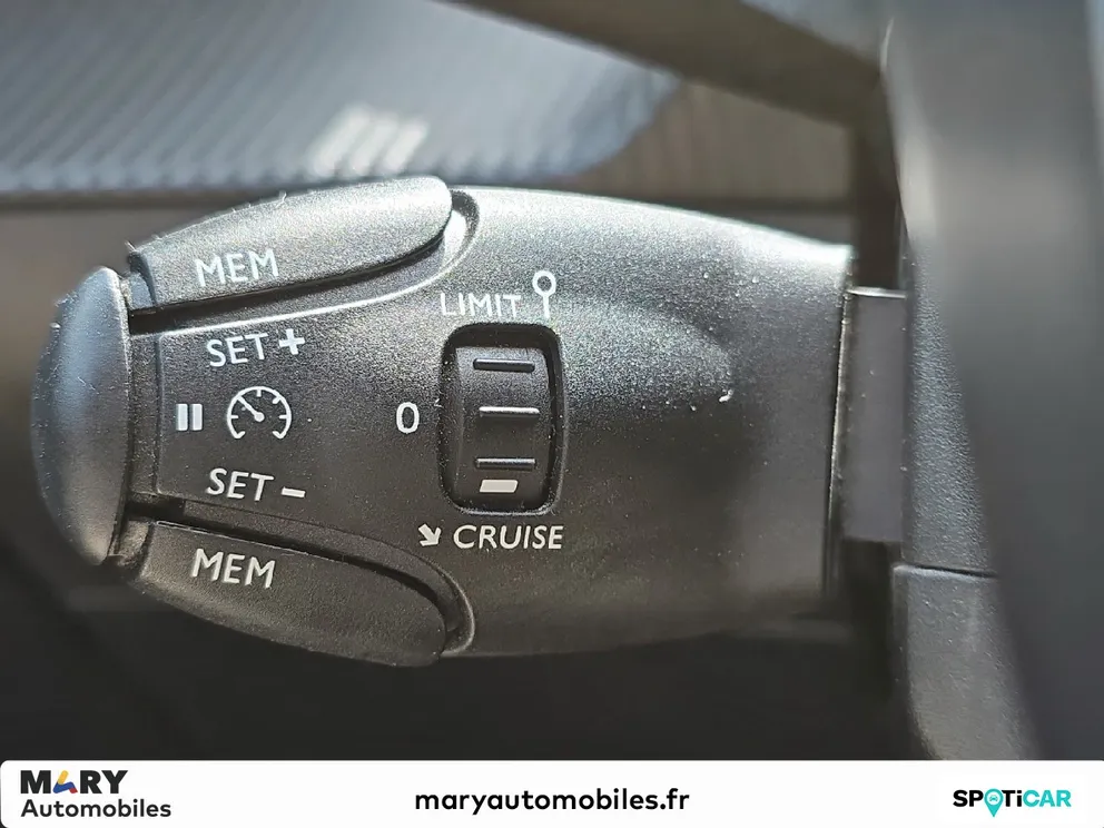 Véhicule occasion 1231182 - peugeot 208 - Photo 16