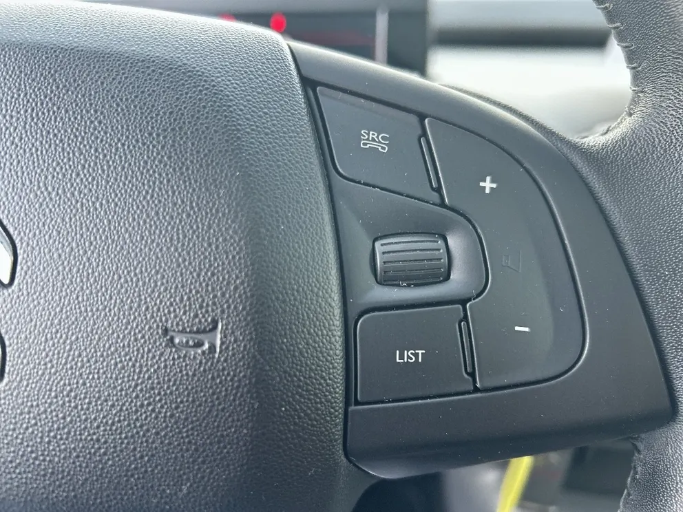 Véhicule occasion 1231177 - Citroën C4 CACTUS - Photo 12
