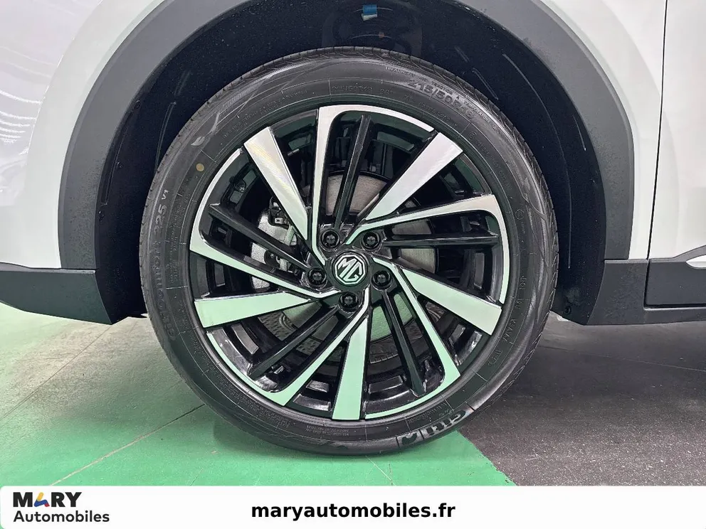 Véhicule occasion 194767 - mg ZS - Photo 11