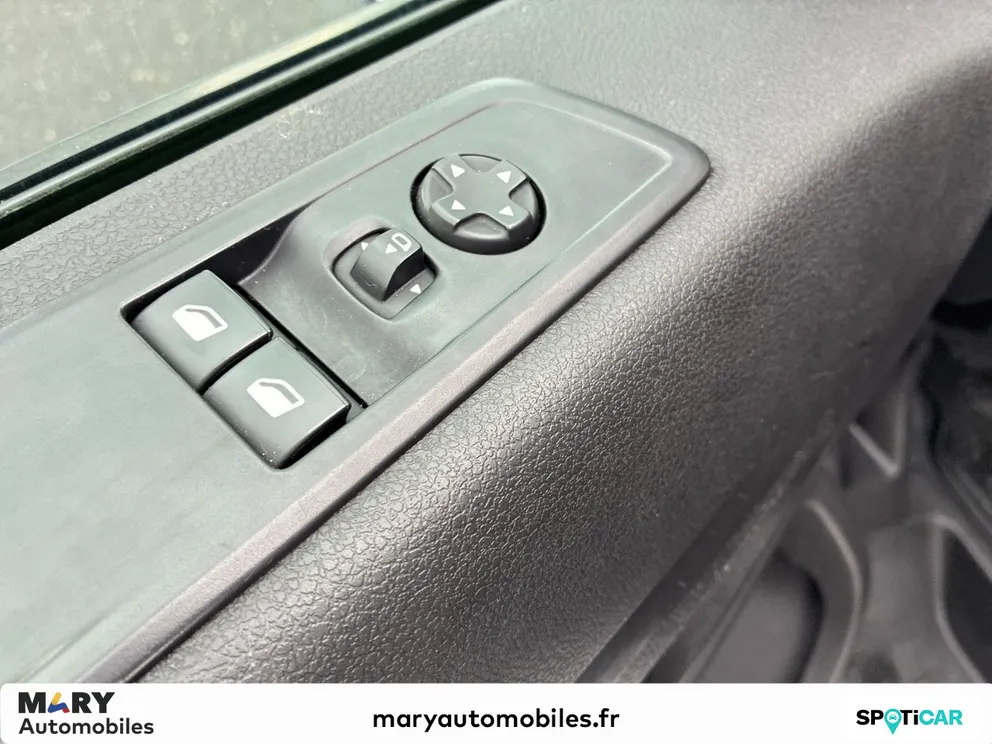 Véhicule occasion 1226585 - Citroën JUMPY - Photo 9
