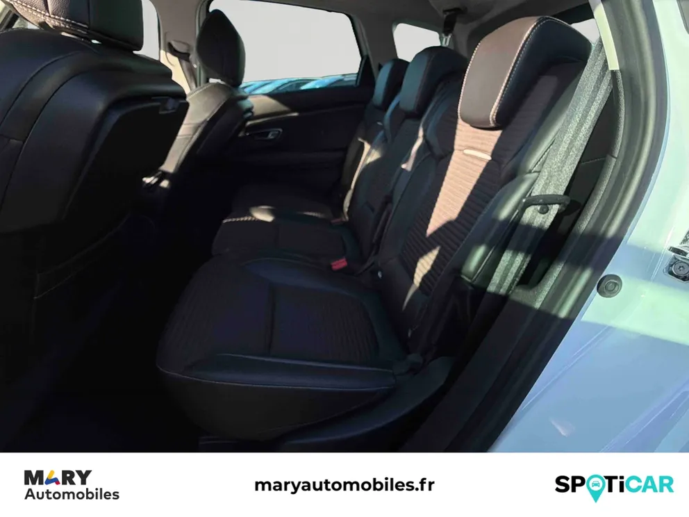 Véhicule occasion 1242427 - renault SCENIC - Photo 17
