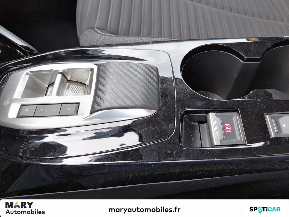 Véhicule occasion 1236388 - peugeot 208 - Photo 15