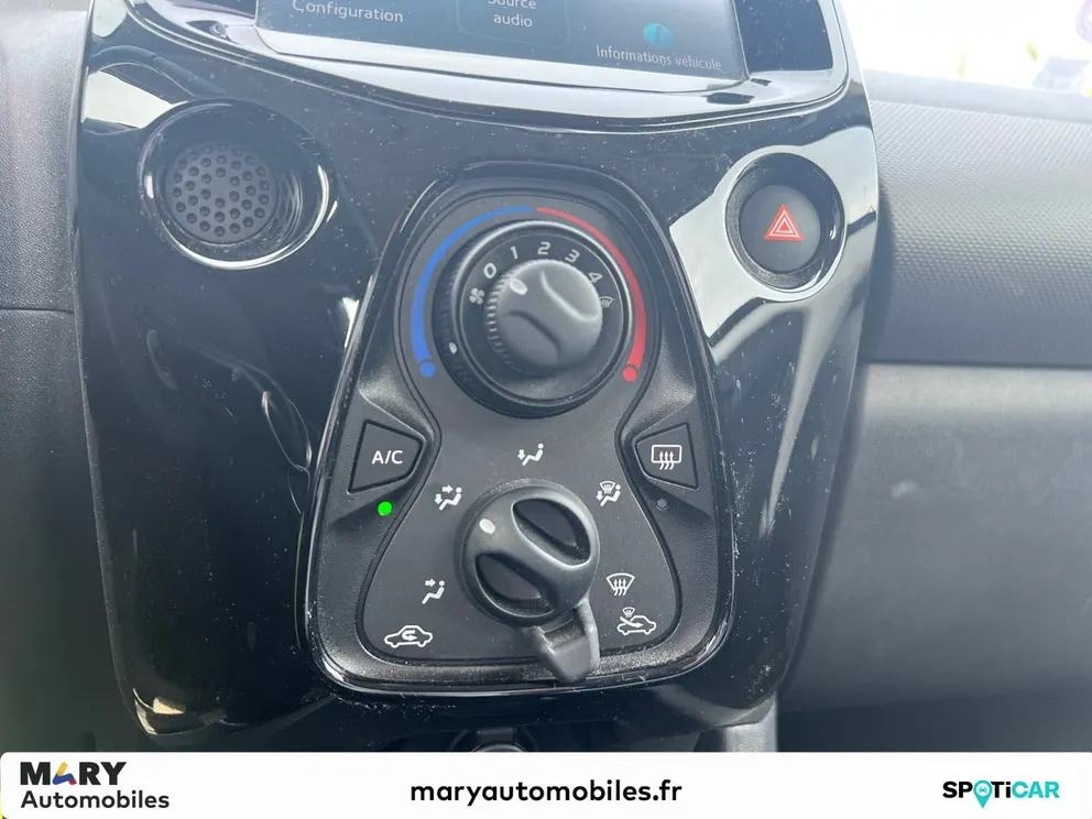 Véhicule occasion 1229256 - peugeot 108 - Photo 11