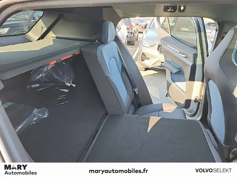 Véhicule occasion 226123 - volvo EX30 - Photo 6