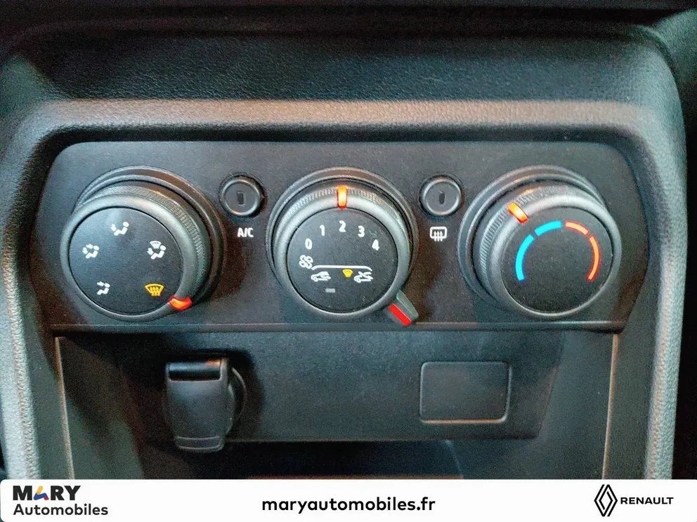 Véhicule occasion 226599 - dacia SANDERO - Photo 15