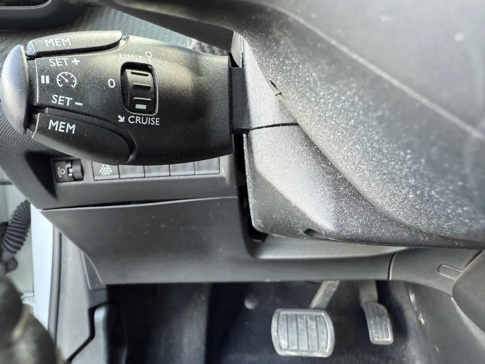 Véhicule occasion 193040 - peugeot 208 - Photo 11