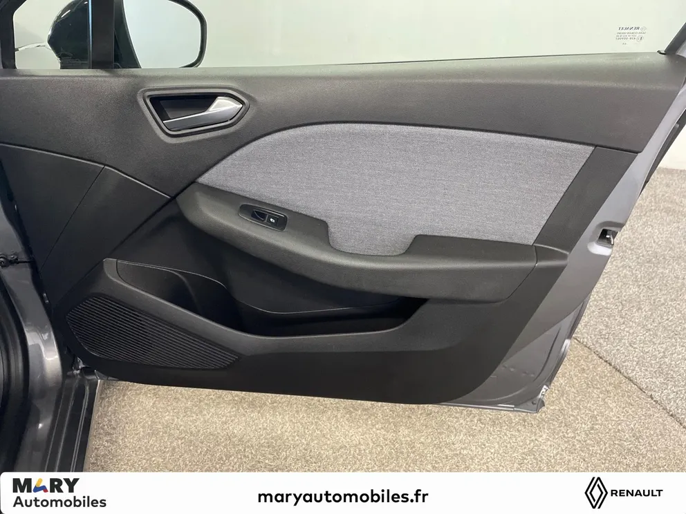 Véhicule occasion 238681 - renault CLIO - Photo 9