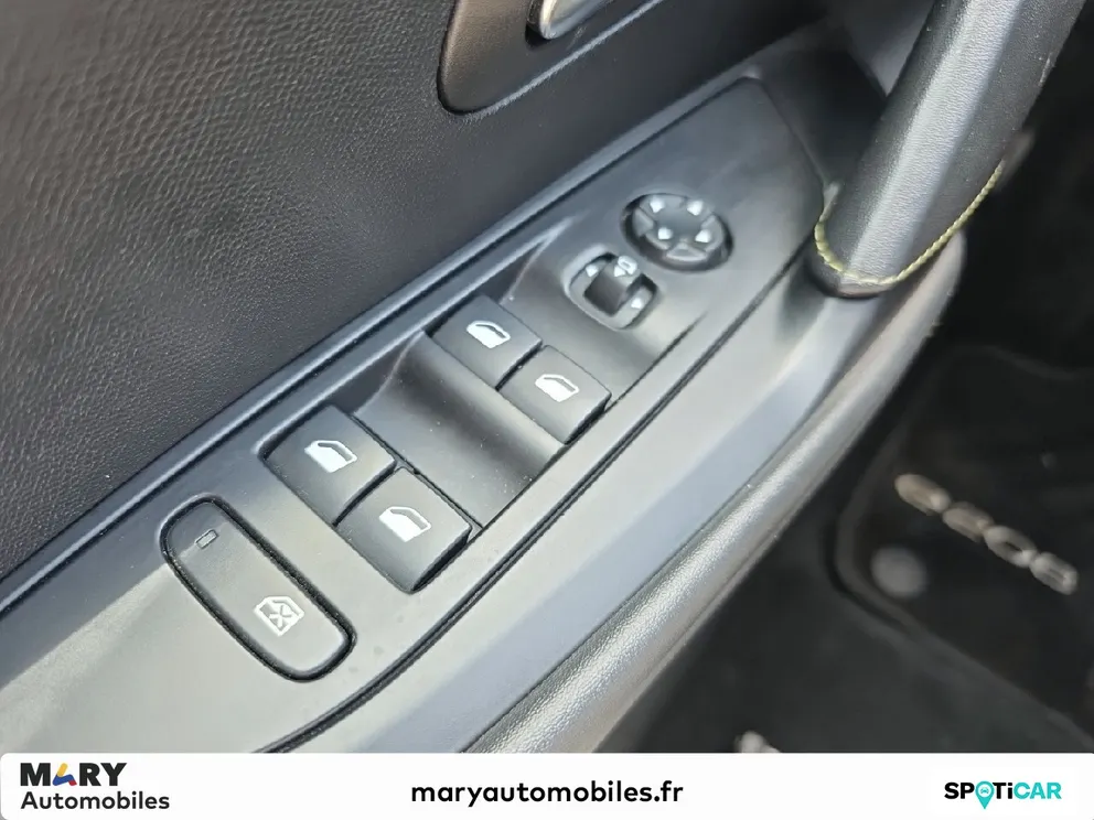Véhicule occasion 1231182 - peugeot 208 - Photo 17