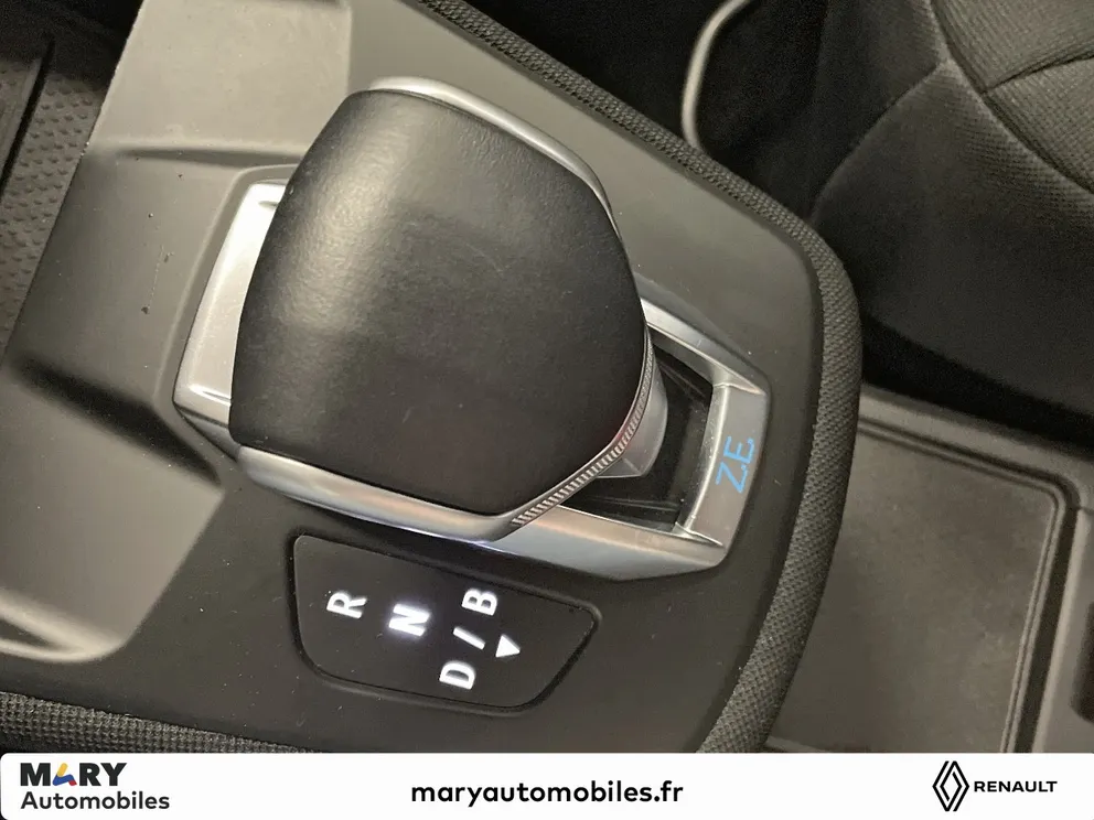 Véhicule occasion 237123 - renault ZOE - Photo 12