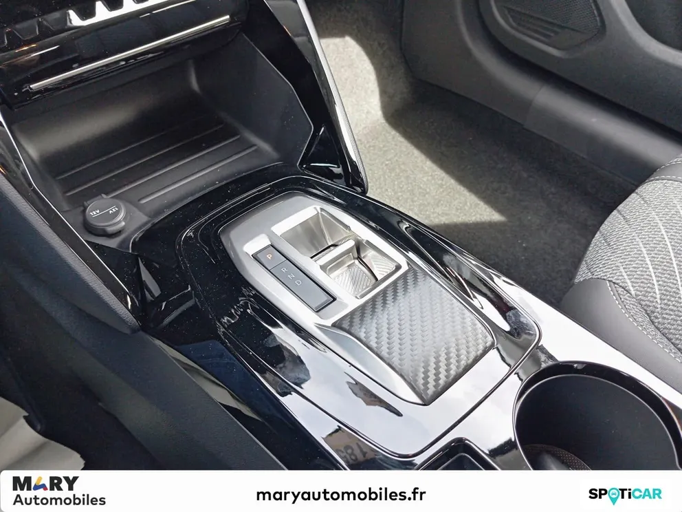 Véhicule occasion 1227249 - peugeot 208 - Photo 12
