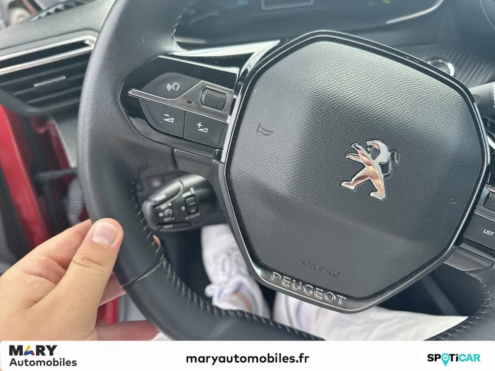 Véhicule occasion 1231200 - peugeot 208 - Photo 11