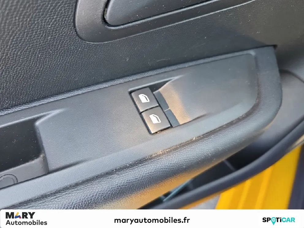Véhicule occasion 1232778 - peugeot 208 - Photo 12