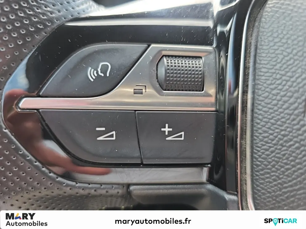 Véhicule occasion 1231182 - peugeot 208 - Photo 11