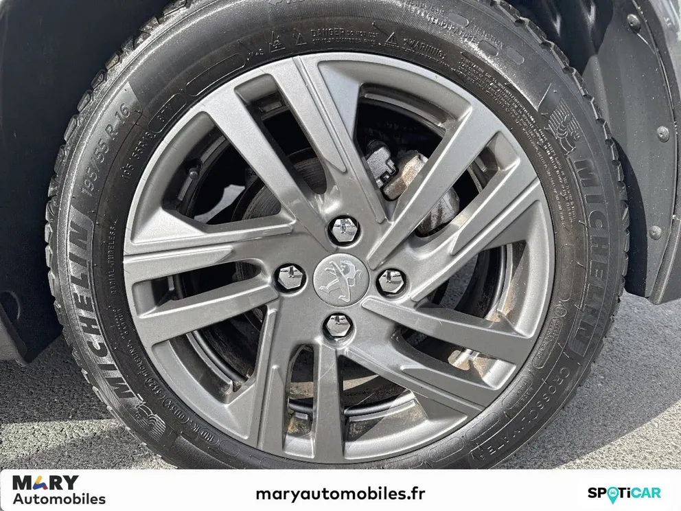 Véhicule occasion 1229343 - peugeot 208 - Photo 7