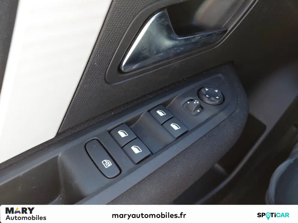 Véhicule occasion 1234001 - Citroën C4 - Photo 12