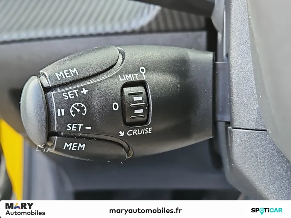 Véhicule occasion 1228134 - peugeot 208 - Photo 12