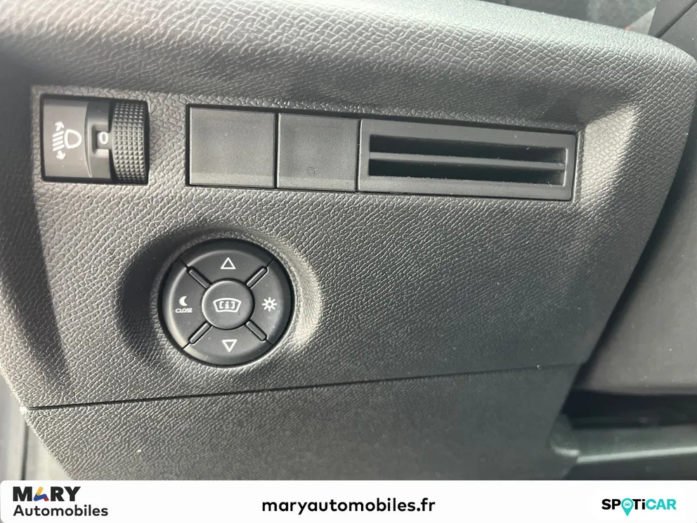 Véhicule occasion 1227906 - Citroën C4 - Photo 17