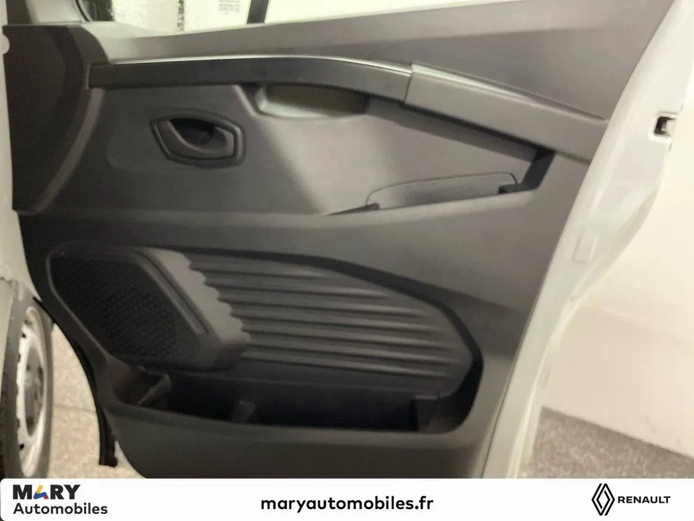 Véhicule occasion 193335 - renault TRAFIC - Photo 18