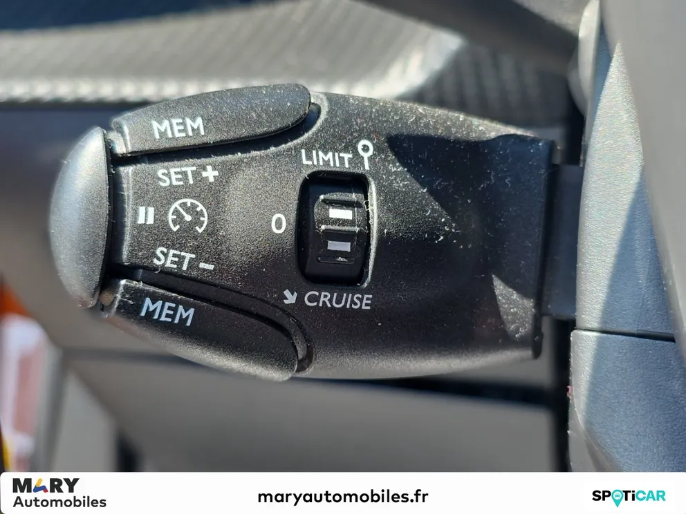 Véhicule occasion 1232119 - peugeot 2008 - Photo 12