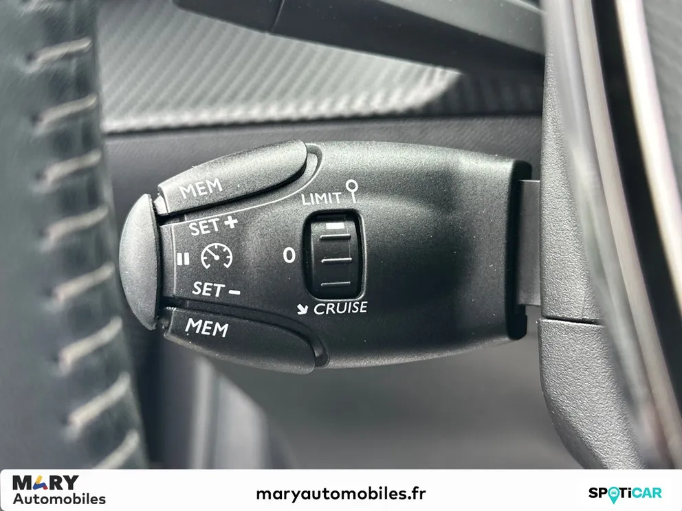 Véhicule occasion 1235347 - peugeot 208 - Photo 21