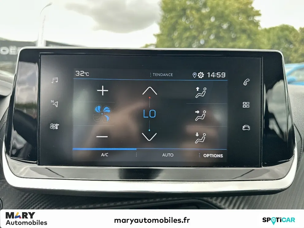 Véhicule occasion 1235347 - peugeot 208 - Photo 15