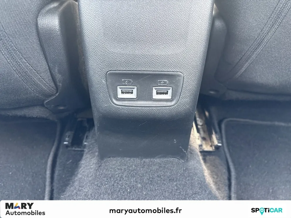 Véhicule occasion 1236279 - peugeot 208 - Photo 9