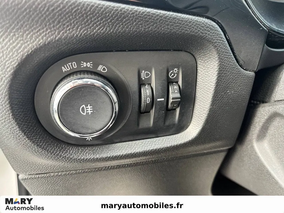 Véhicule occasion 167636 - opel CORSA - Photo 17