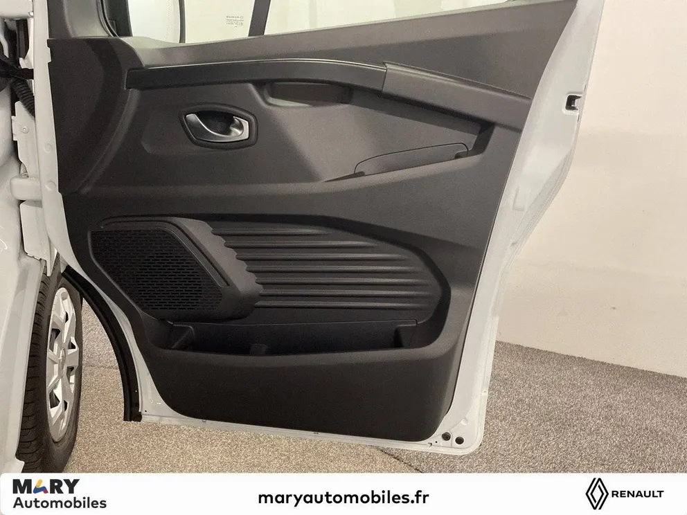 Véhicule occasion 165725 - renault TRAFIC - Photo 18