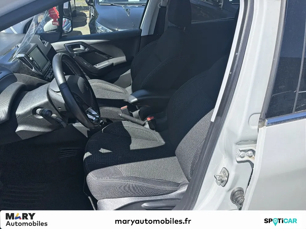 Véhicule occasion 1230848 - peugeot 208 - Photo 12