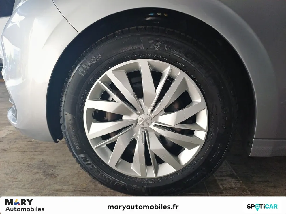 Véhicule occasion 236381 - peugeot 208 - Photo 7