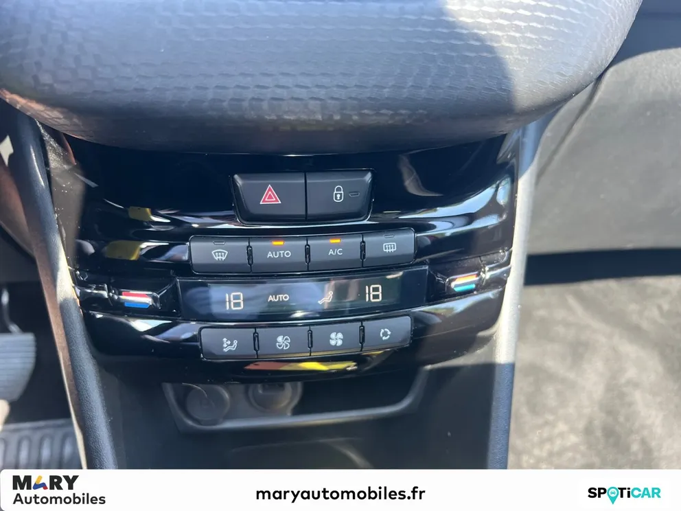 Véhicule occasion 237697 - peugeot 208 - Photo 11