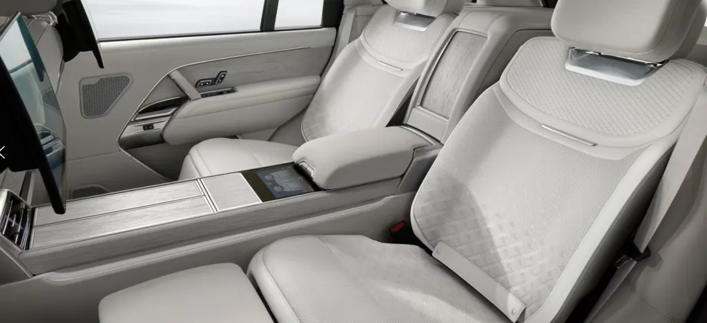 Sièges arrières blancs range rover