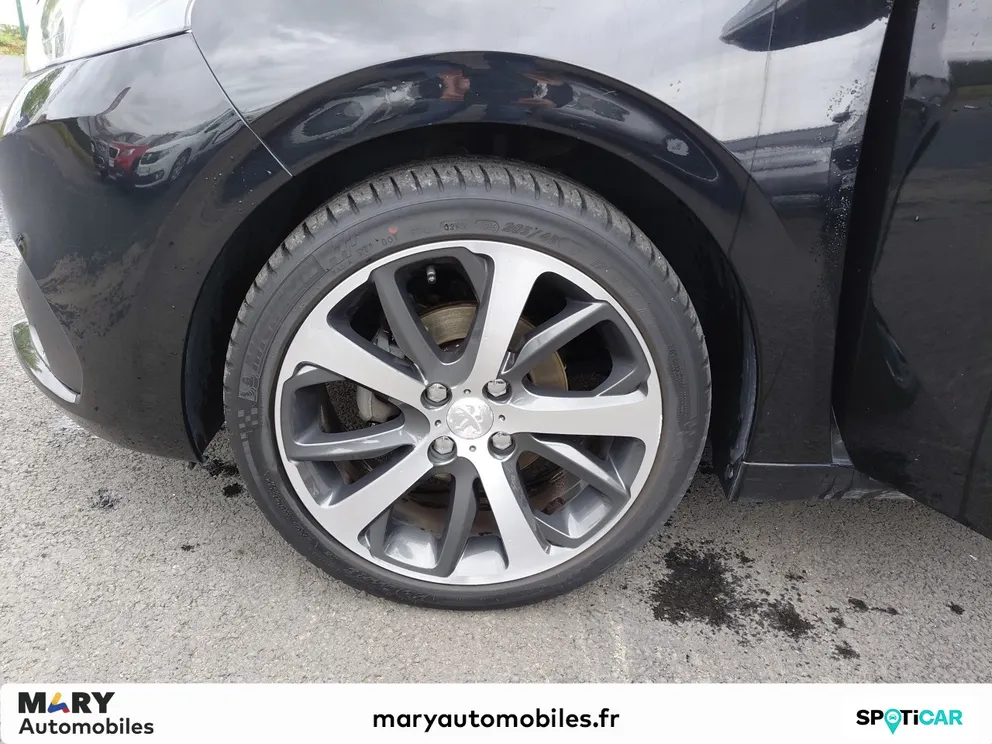 Véhicule occasion 1231867 - peugeot 208 - Photo 7