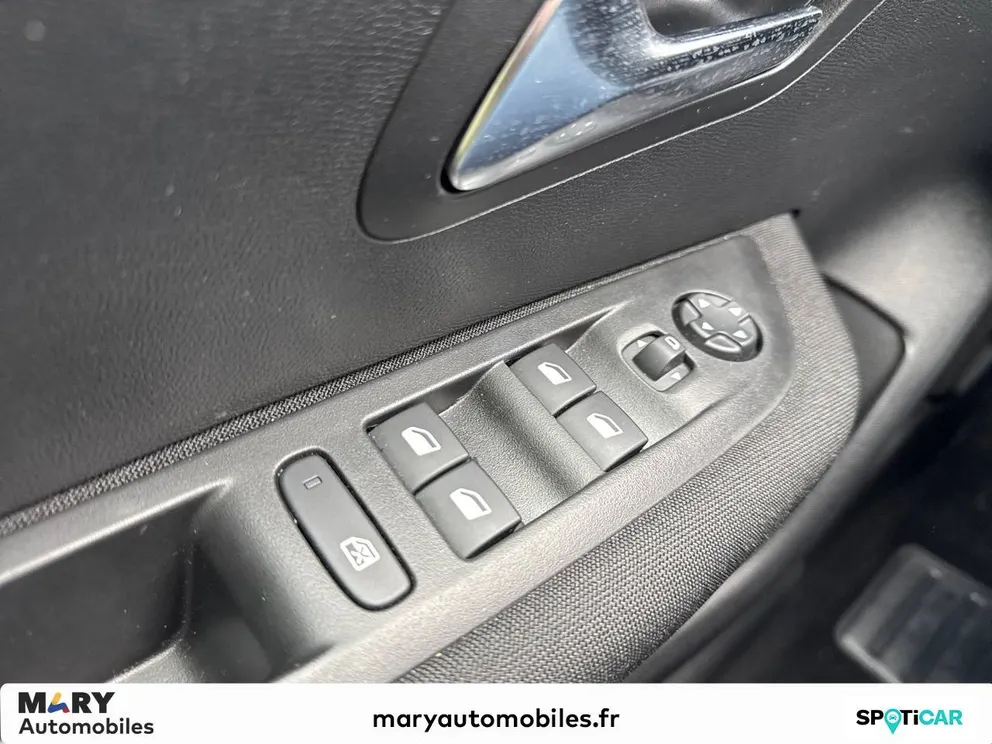 Véhicule occasion 226590 - peugeot 208 - Photo 16