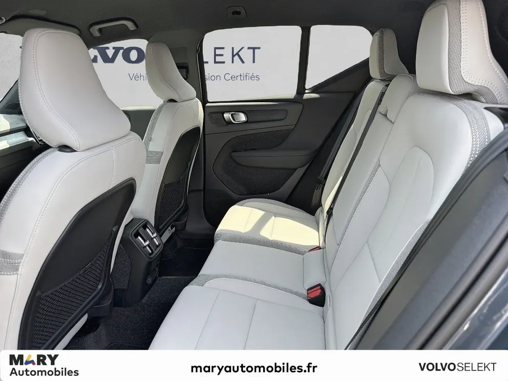 Véhicule occasion 1232854 - volvo EX40 - Photo 13