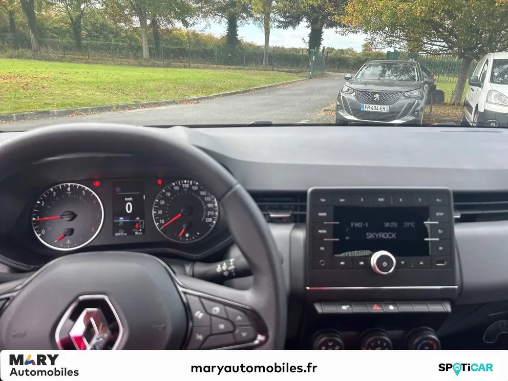 Véhicule occasion 200312 - renault CLIO - Photo 8