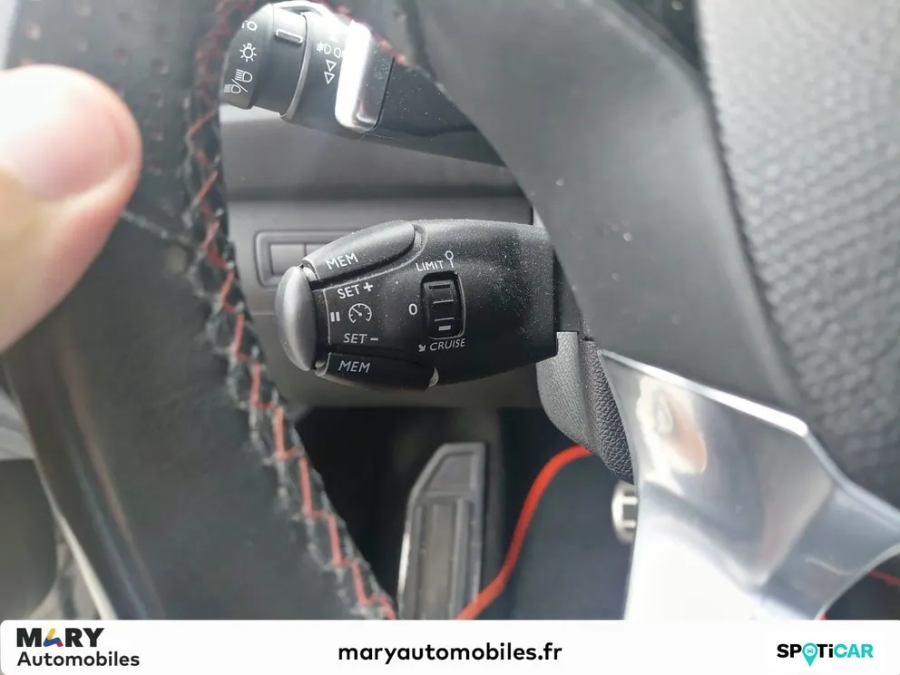 Véhicule occasion 1235302 - peugeot 308 - Photo 11
