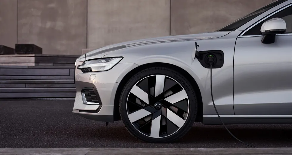 Volvo V60 Recharge