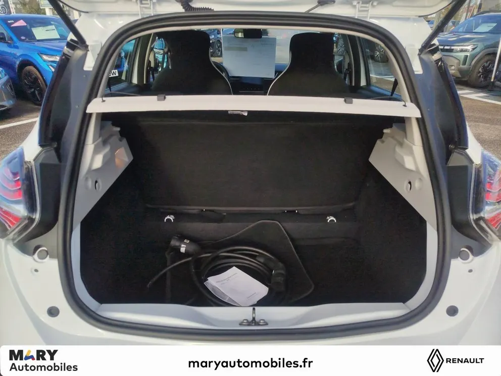 Véhicule occasion 207114 - renault ZOE - Photo 6